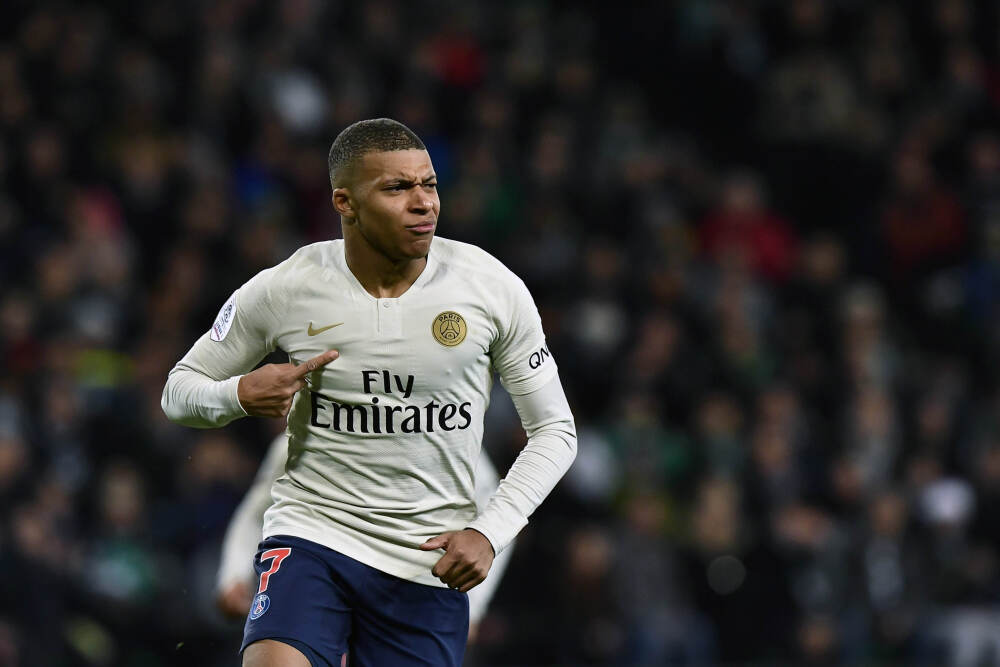 如果文物一半是“假货”, 你还会去博物馆参观么?